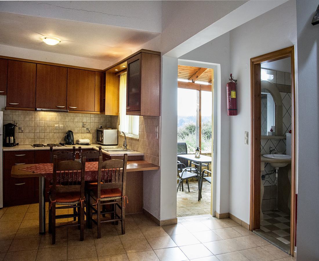 Plakalona Apartments Exopoli ภายนอก รูปภาพ