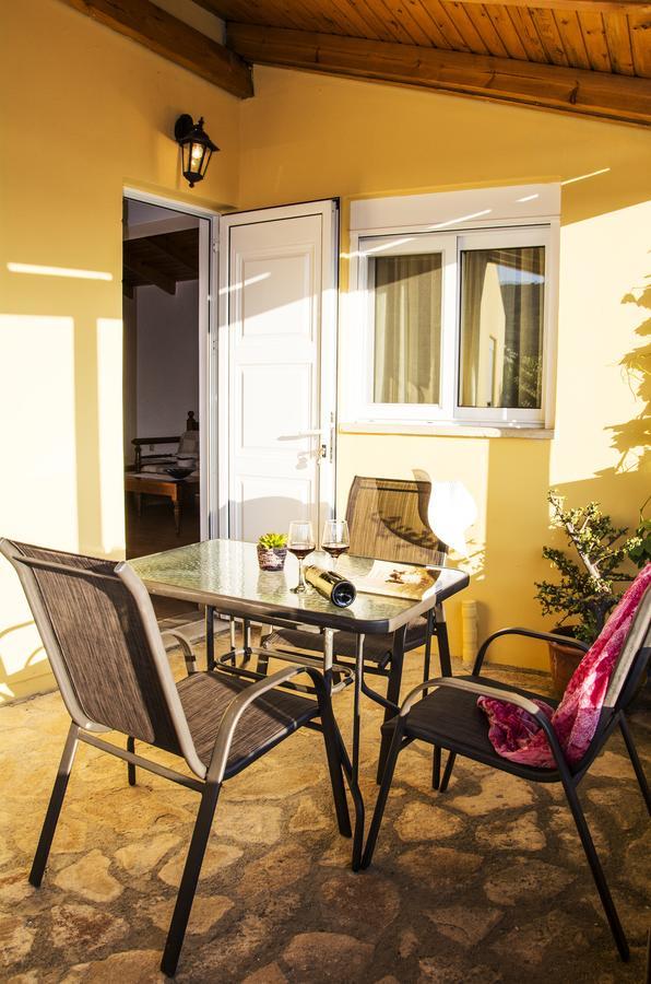 Plakalona Apartments Exopoli ภายนอก รูปภาพ